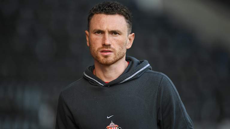 Tony Mowbray reveals 'concern' about vital Sunderland midfielder